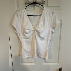 NWT Old Navy White V-Neck Twist Front Top